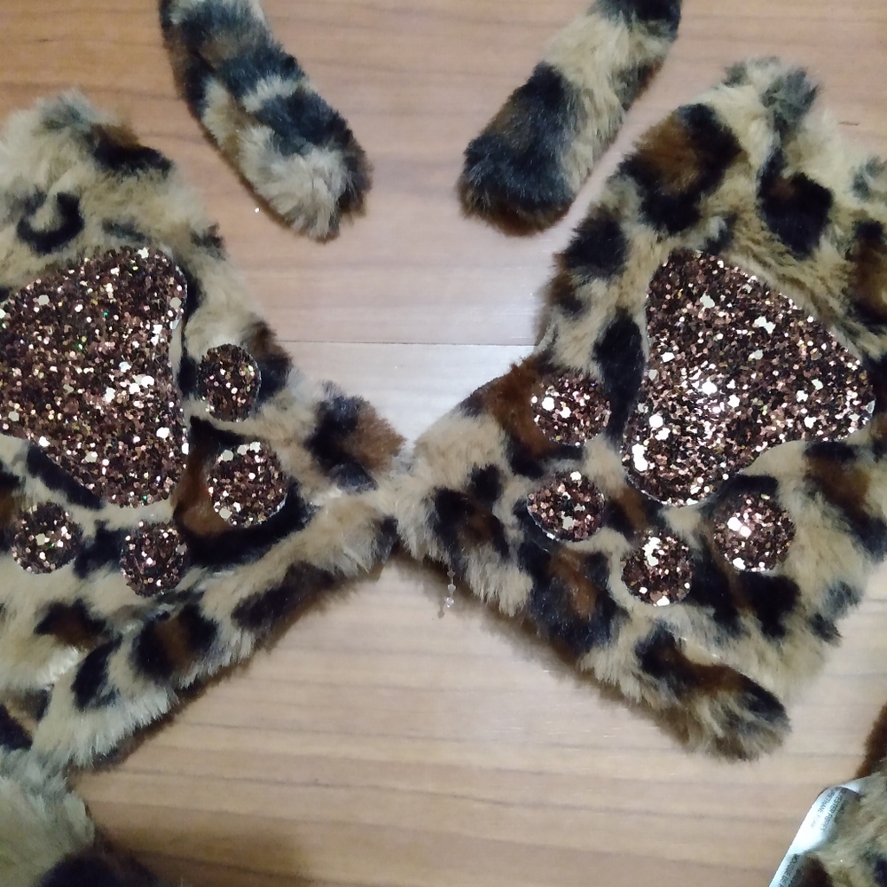 NWT "CLAIRES" 3PC accessories - Picture 2 of 4